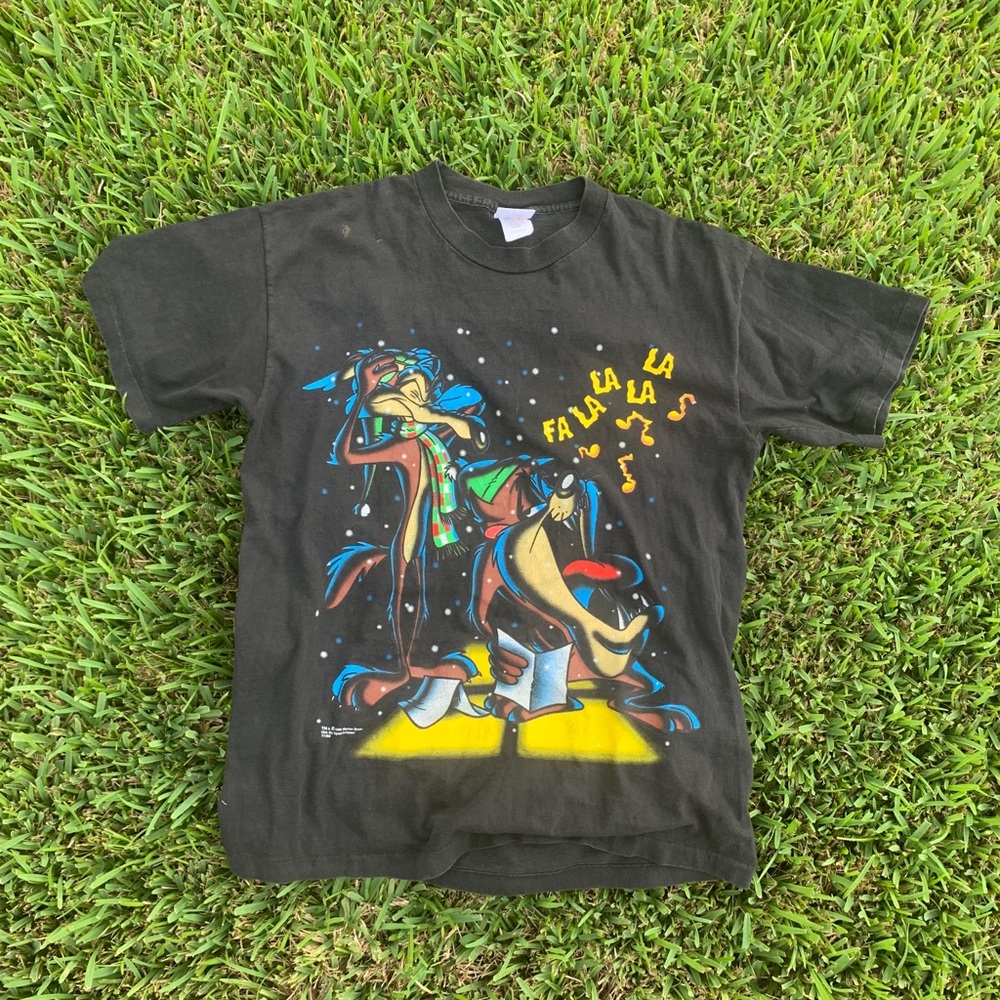 Looney toons Holiday Tee
